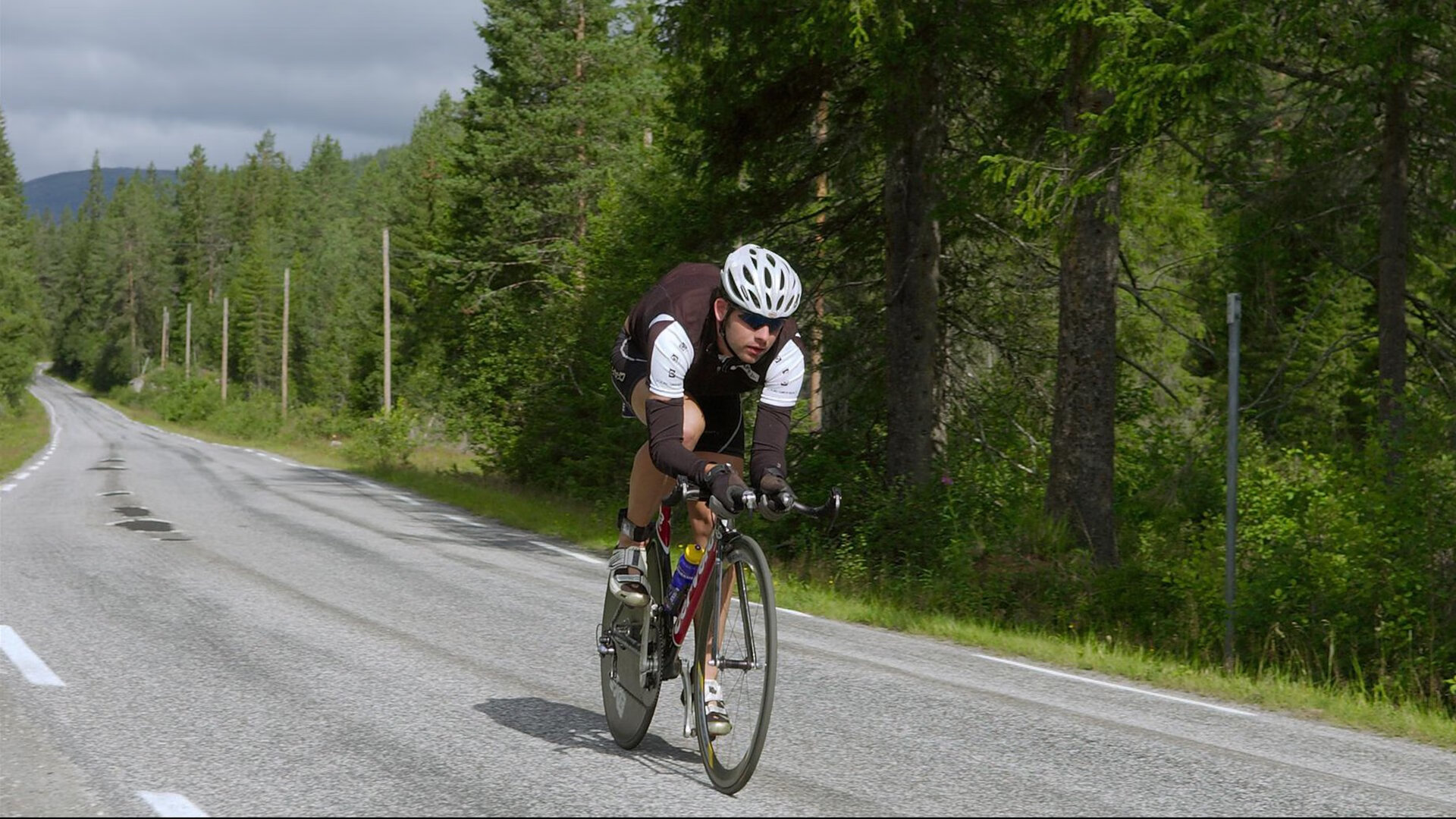 世界杯冰球：加拿大队再度称霸，金牌稳夺！，冰球世锦赛加拿大